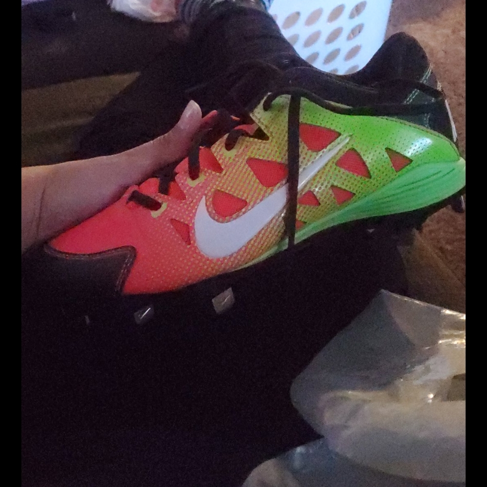 Womens metal cleats
